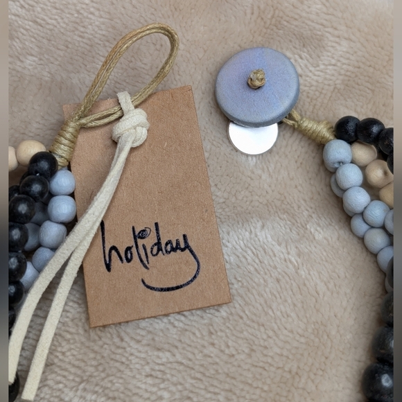 Holiday Trading Co. | Multi Strand Beaded Wooden Necklace - Picture 2 of 4